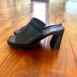 Jeffrey Campbell Caviar Platform Slide sandal